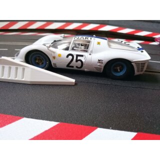 Barriere Absperrung rot und weiss Deko (1+1) Endstücke für 1/32 und 1/24 für slotcars oder Diorama JAspeed J100166