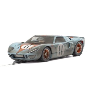 Ford GT 40 Nr.11 Le Mans 1968 Gulf weathered Scalextric c4106