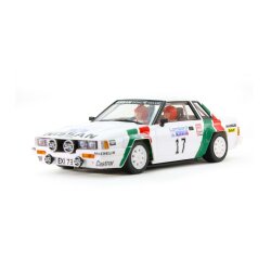 Nissan 250RS Rally Lombard avant slot Slotcar AV52105
